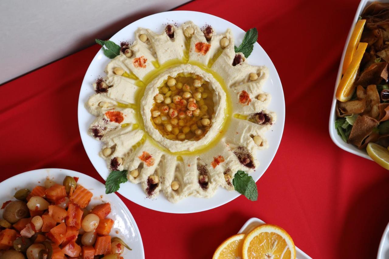 Al Azmy 116 Hotel Sharjah Exterior photo