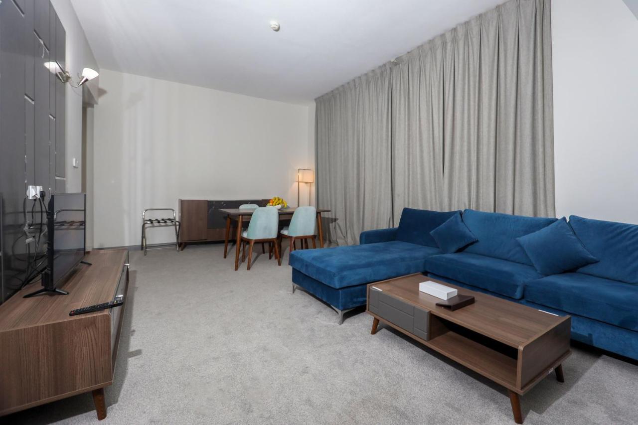 Al Azmy 116 Hotel Sharjah Exterior photo